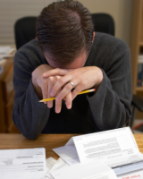 お金や借金の悩み/うるま市で債務整理・任意整理・自己破産・個人再生をする